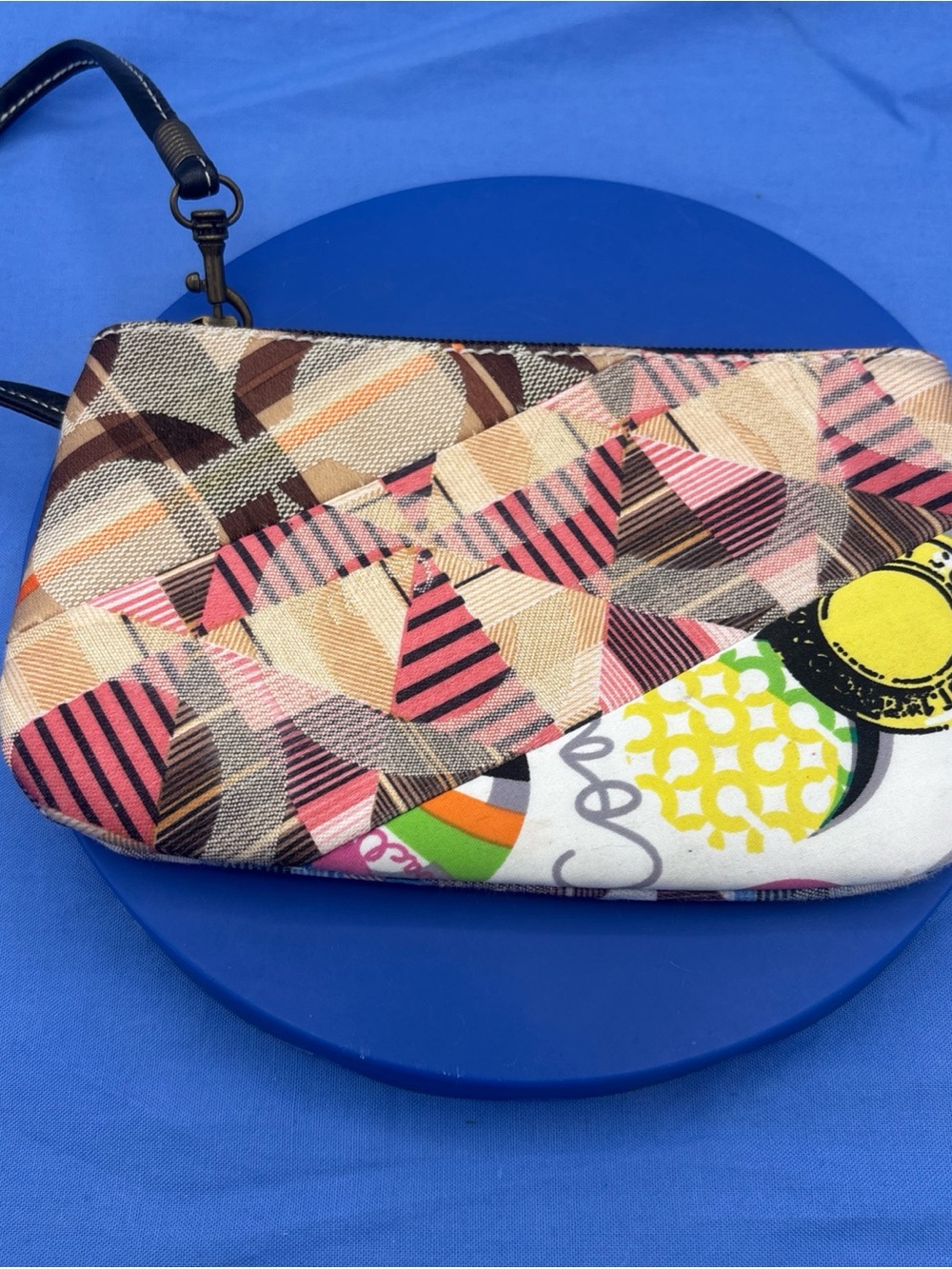 Coach Patchwork Graphic Print Wristlet Zip Pouch Canvas Leather Multicolor Y2K